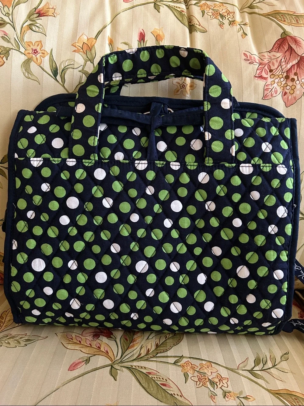 Vera Bradley Hanging Toiletries Case NEW